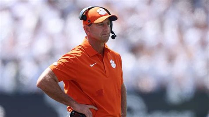 Clemson's Head coach Dabo Swinney Contract, Salary, and Net worth; Who is his Wife?