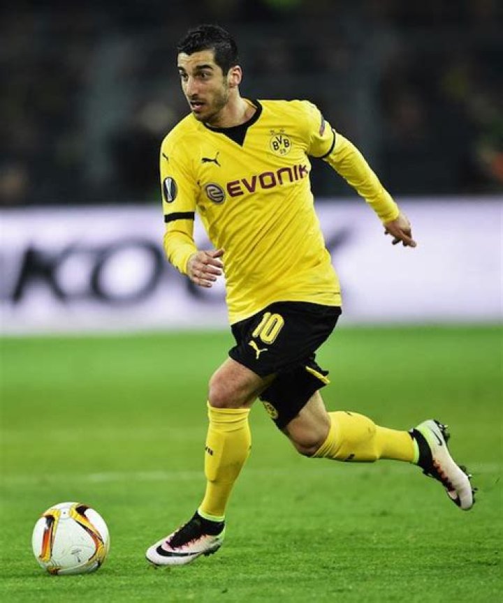 Henrikh Mkhitaryan Height, Weight, Age, Girlfriend, Facts, Biography