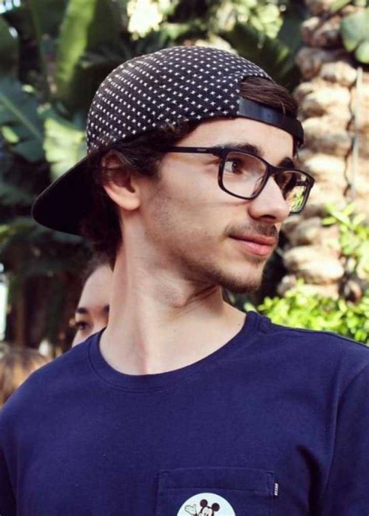 Kiingtong Height, Weight, Age, Body Statistics