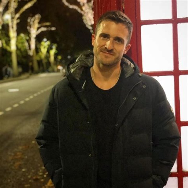 Matthew Hussey Height, Weight, Age, Girlfriend, Family, Facts, Biography